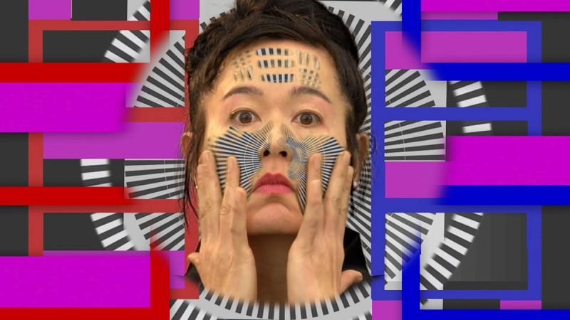 Hito Steyerl - Deine Mudda macht Show (Deichtorhallen)